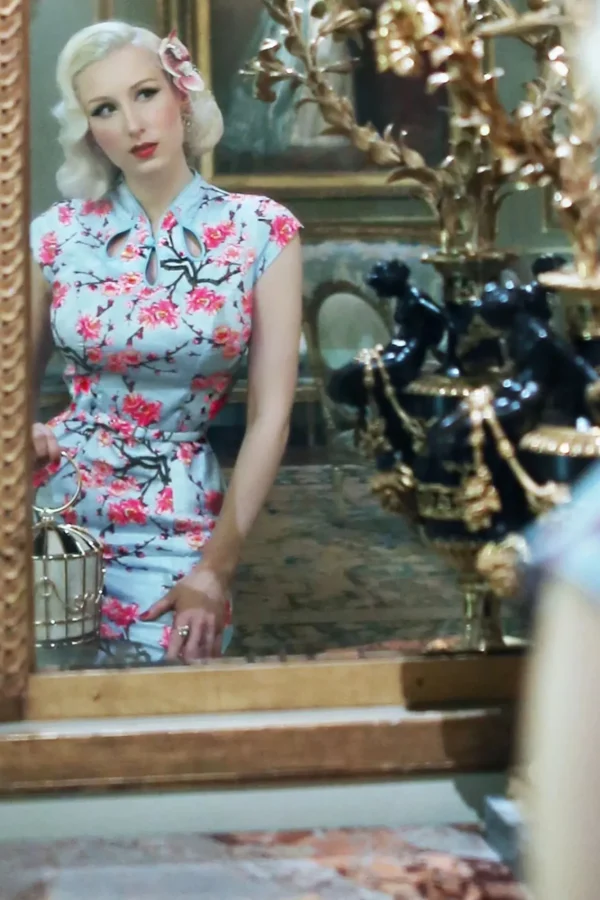 Cheap Banned Retro Alice Blossom Penciljurk In Blauw