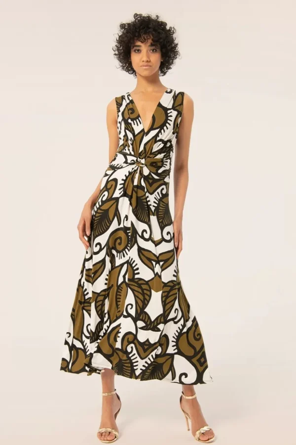 Shop Surkana Aubrey Maxi Jurk In Khaki