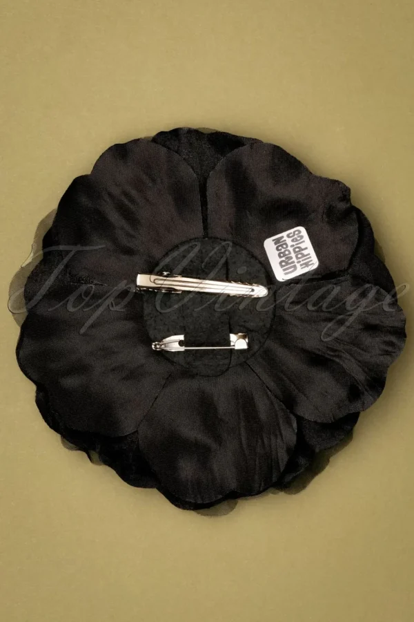 Store Urban Hippies Big Flower Corsage In Zwart