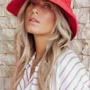 Store Brontu00e9 Chloe Travel Hoed In Koraalrood