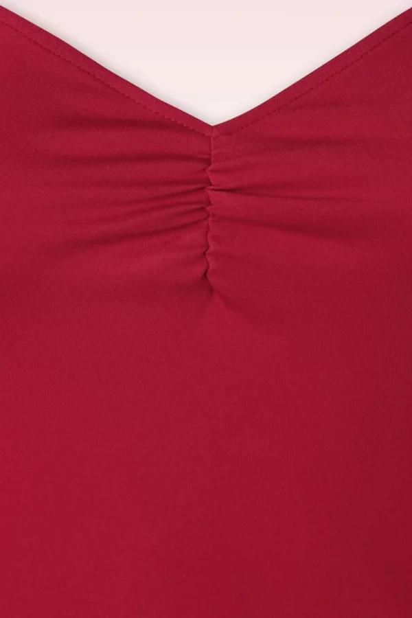 Fashion Vixen Cindy Cross Back Top In Rood