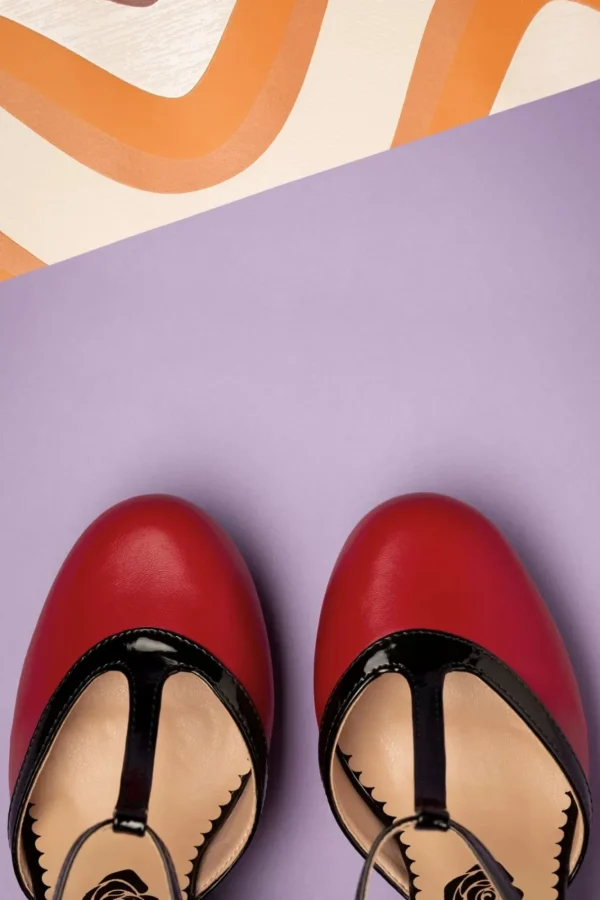 Online Banned Retro Country Rose Pumps In Rood