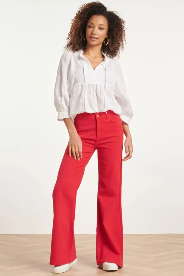 Shop Smashed Lemon Fae Flared Jeans In Rood