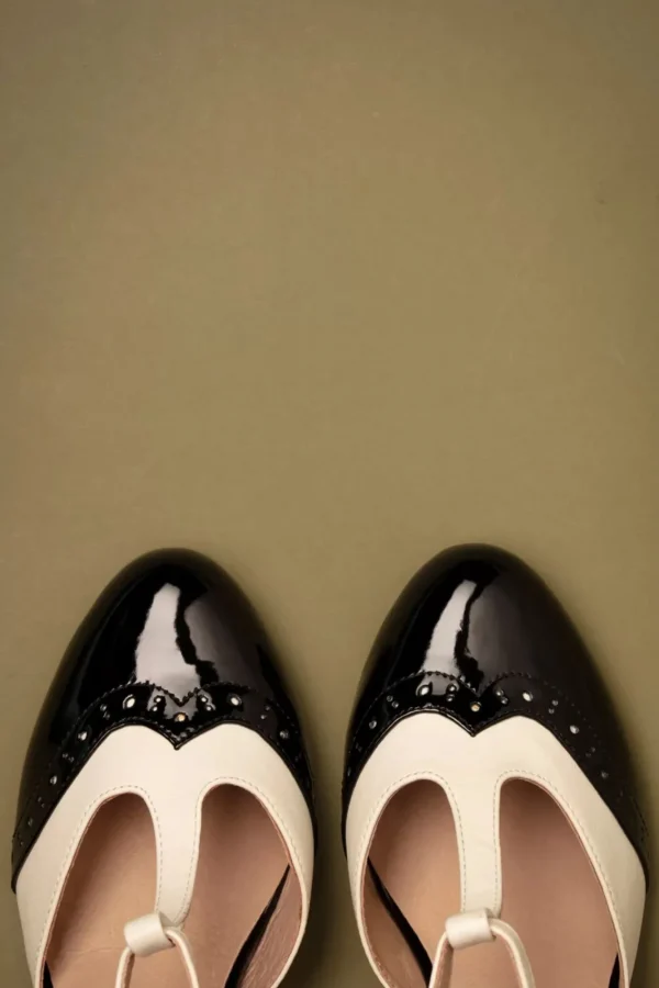 Outlet Chelsea Crew Gatsby T-Strap Pumps In Zwart En Wit