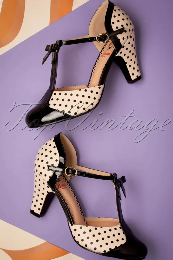 Fashion Banned Retro Kelly Lee T-Strap Pumps In Zwart En Blush