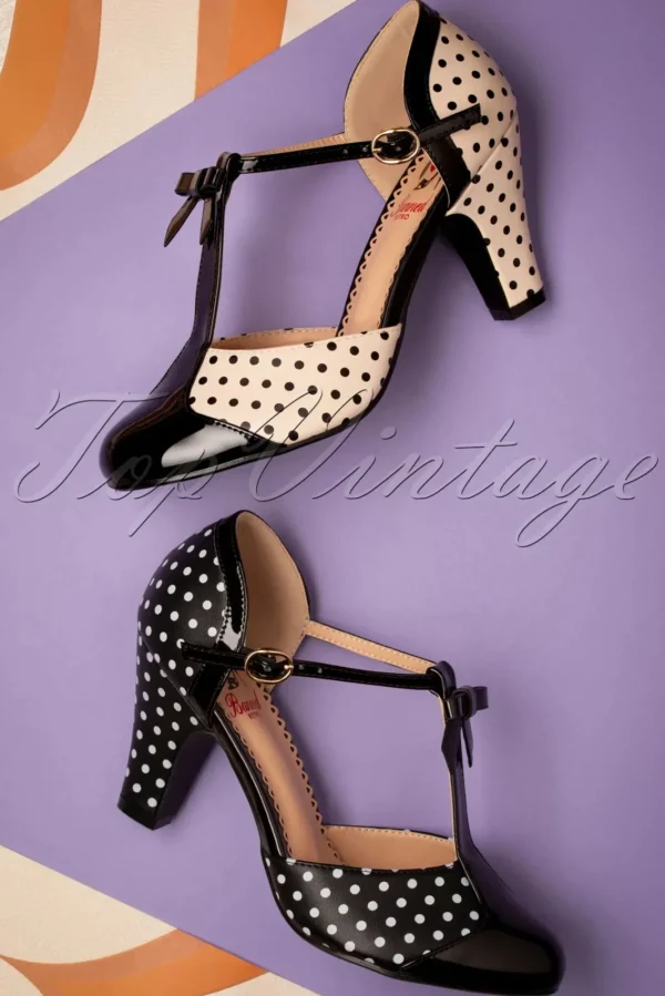 Fashion Banned Retro Kelly Lee T-Strap Pumps In Zwart En Blush