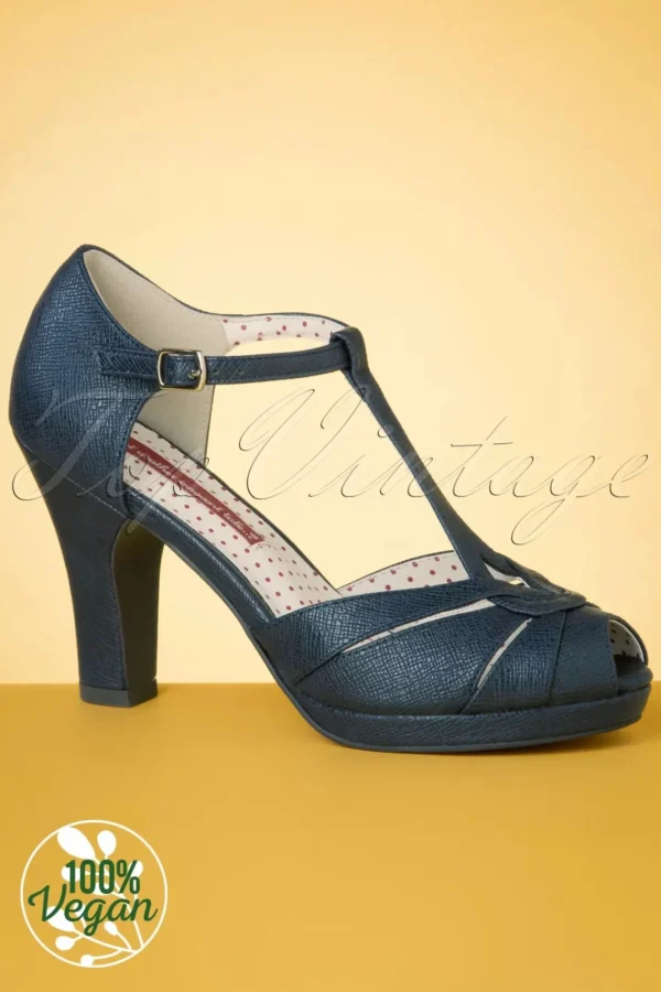 Hot B.A.I.T. Lacey Art Deco T-Strap Pumps In Mat Marineblauw