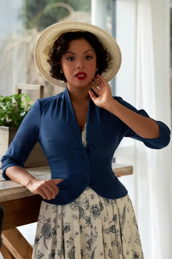 Shop Miss Candyfloss Liza Lee Becoming Versatility Chic Blazer In Marineblauw