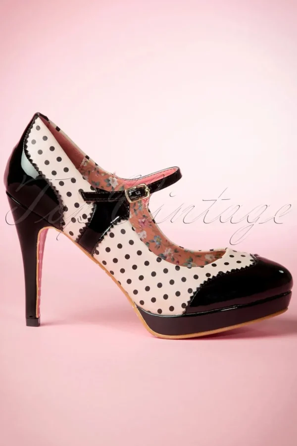 Shop Banned Retro Mary Jane Pumps In Zwart En Beige Roze