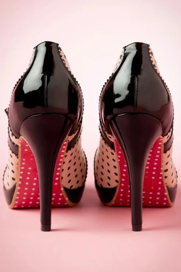 Shop Banned Retro Mary Jane Pumps In Zwart En Beige Roze
