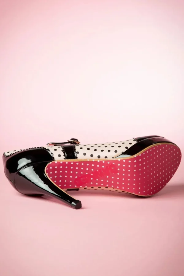 Shop Banned Retro Mary Jane Pumps In Zwart En Beige Roze