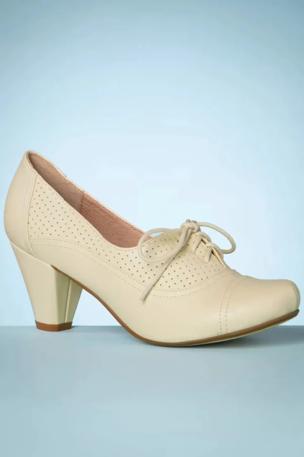 Store Chelsea Crew Maytal Shoe Booties In Bone