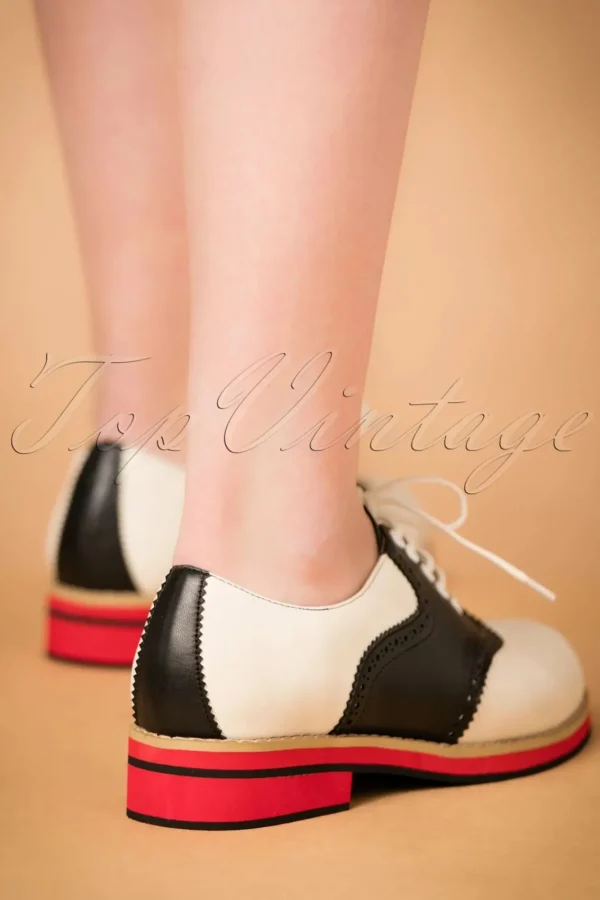 Shop Banned Retro Old Soul Dancer-Schoenen In Wit En Zwart