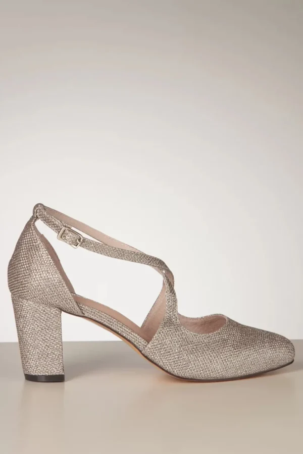 Shop Chelsea Crew Oren Glitter Pumps In Champagnegoud