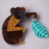 Store Erstwilder Princely Primate Broche