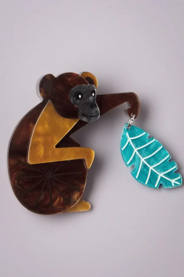 Store Erstwilder Princely Primate Broche
