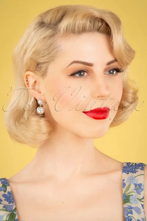 Shop Sweet Cherry Stijlvolle Pareloorbellen In Ivoor