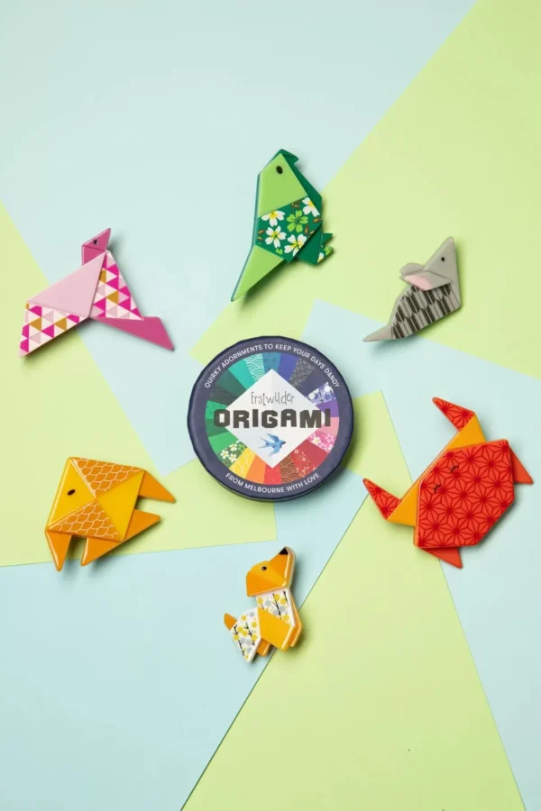 Hot Erstwilder The Humming-Bird Broche