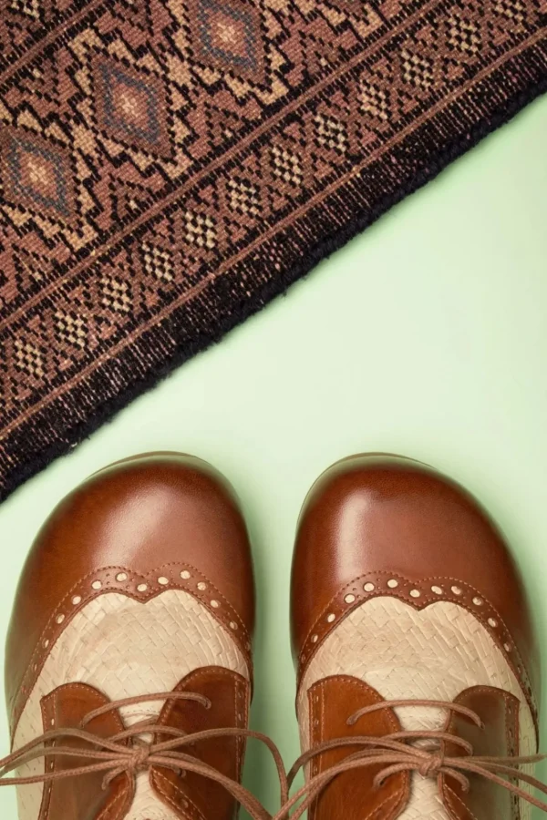 New Miz Mooz Tully Lederen Veterschoentjes In Cognac En Creme