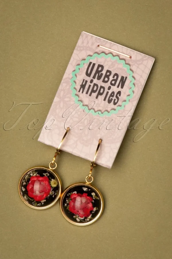 Flash Sale Urban Hippies Vergulde Oorbellen Met Gedroogde Bloemen In Rood